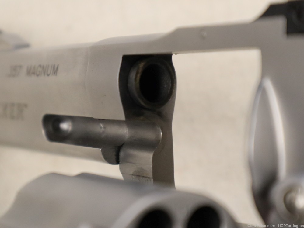 Taurus Tracker .357 Magnum - 4" - 7 Shot SS-img-15