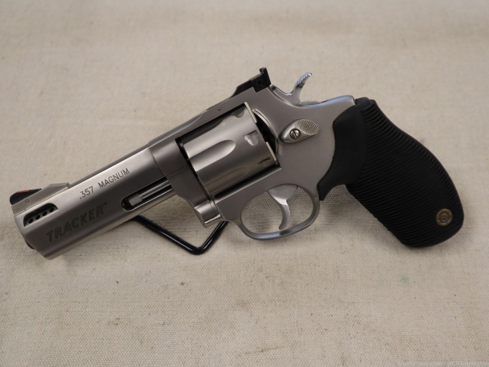 Taurus Tracker .357 Magnum - 4" - 7 Shot SS-img-0