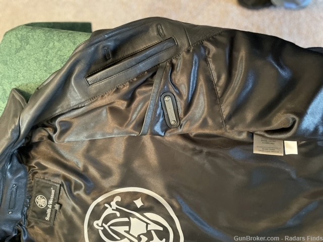 Smith & Wesson Leather Jacket - Early 2000 vintage. Men's Large. Never worn-img-7