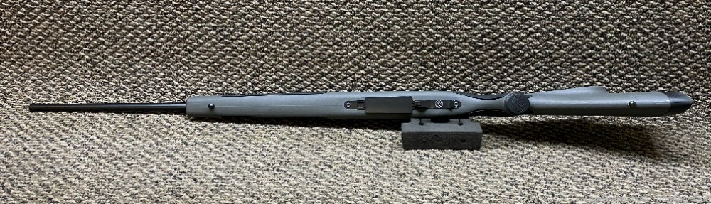 Weatherby Vanguard 243 Win. Black Finish Synthetic Stock 24" BBL 5+1-img-22