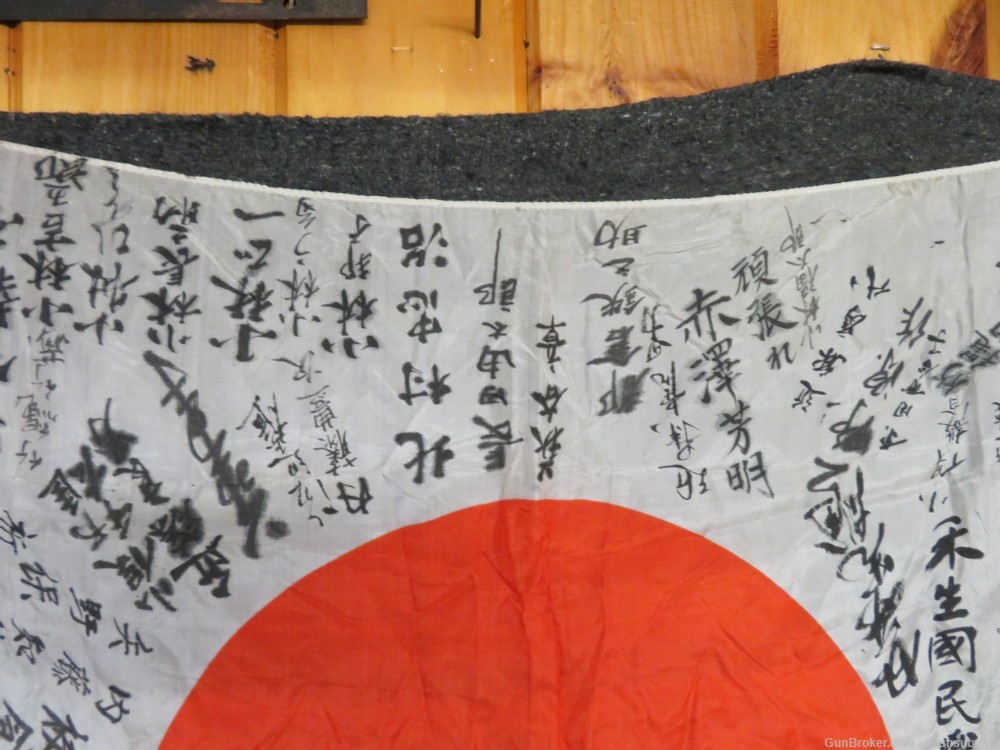WWII JAPANESE HINOMARU MEATBALL FLAG W/ SIGNED KANJI CHARACTERS-img-8