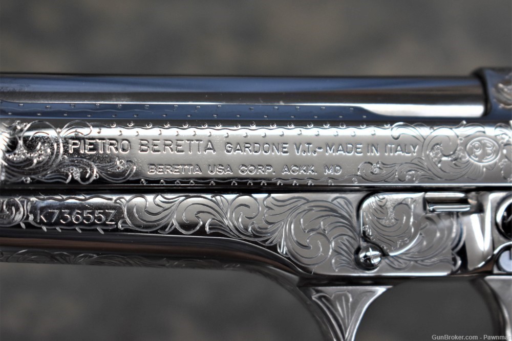 Beretta Custom 92FS in 9mm Italian fully engraved!-img-2