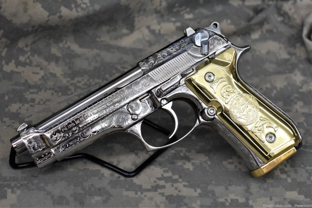 Beretta Custom 92FS in 9mm Italian fully engraved!-img-0