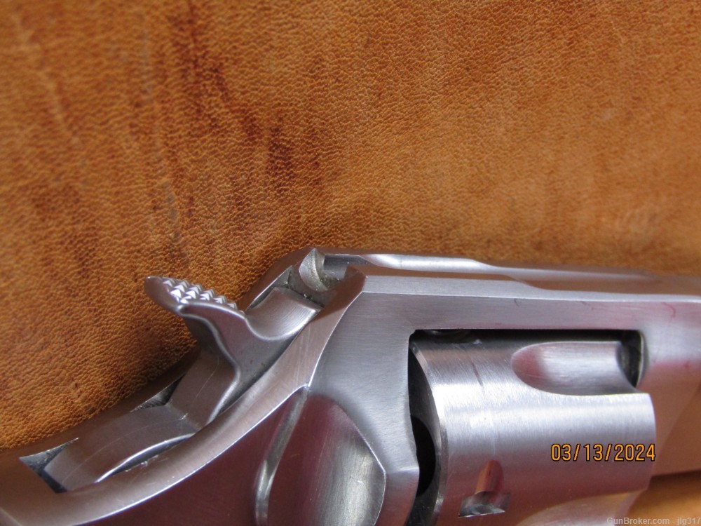Ruger SP-101 38 SPL 5 Shot Single/Double Action Revolver-img-6