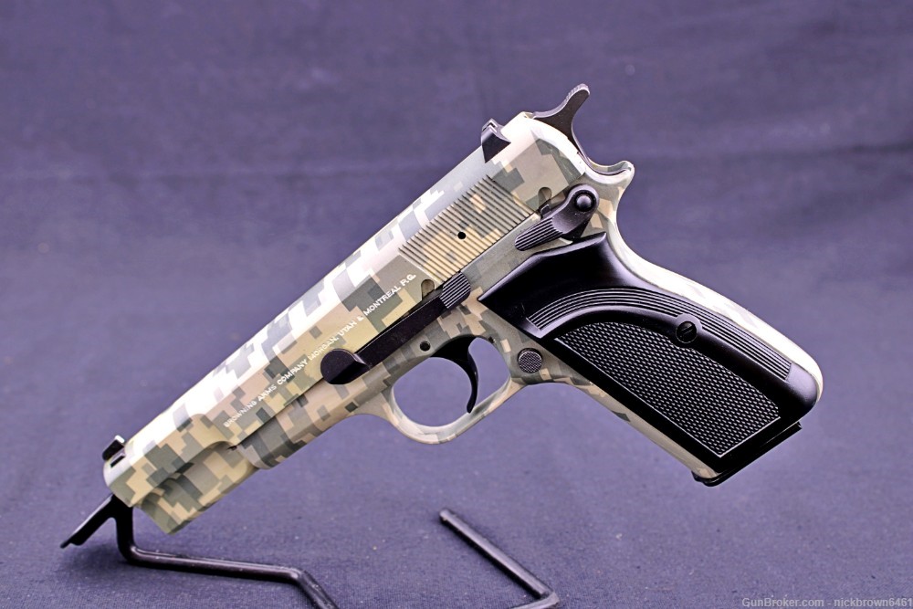 UNFIRED 2010 SHOT SHOW SPECIAL BROWNING HI POWER 9MM DIGITAL GREEN 1 OF 535-img-2