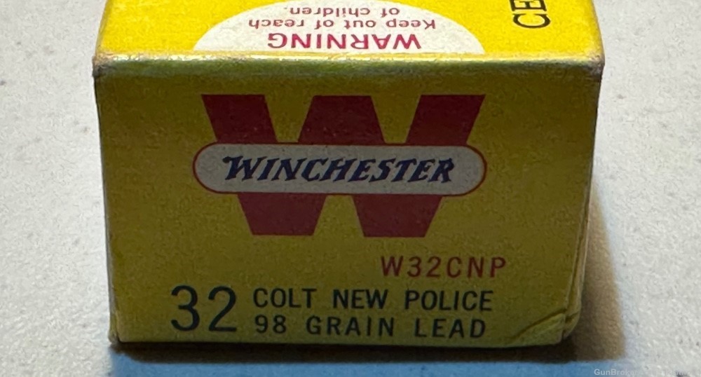 50 rounds of Winchester 32 Colt New Police 98gr LRN brass cased ammo-img-1