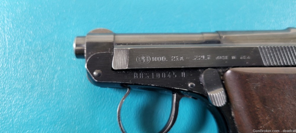 Beretta 21A Bobcat Semi Auto Pistol Walnut Grips 22LR Kolpin Case-img-8