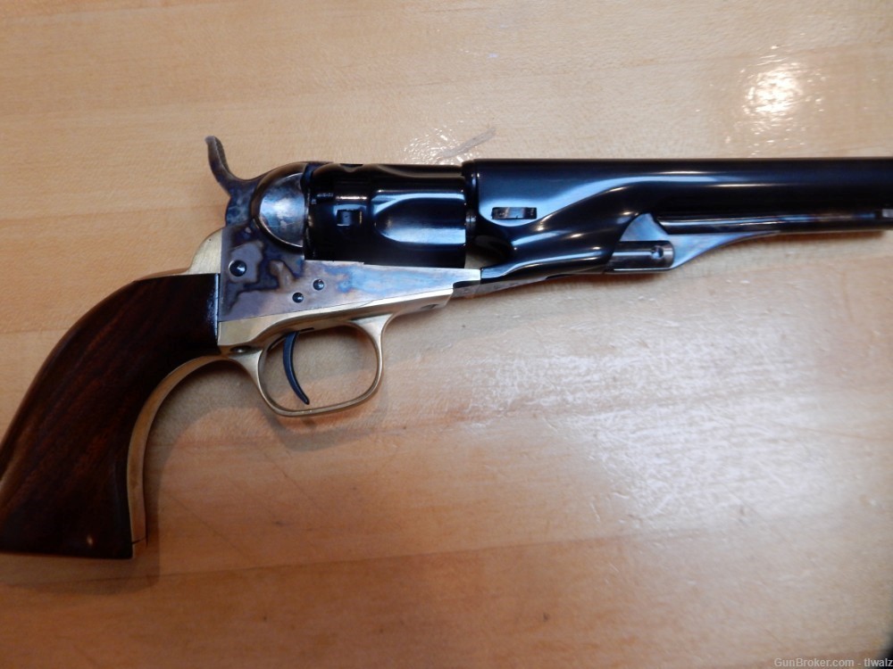 Uberti Police 1862 .36 cal revolver  mint condition with box-img-2