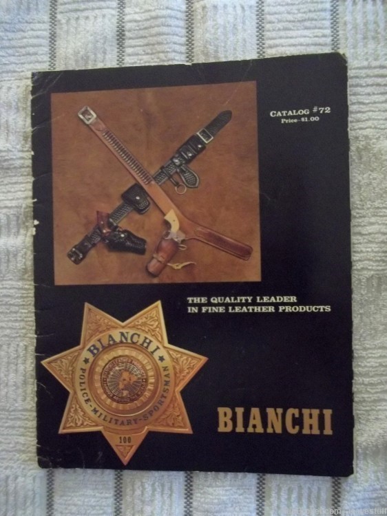 1972 BIANCHI LEATHER Holster Catalog Book 30+ pages S&W Taurus Llama-img-1