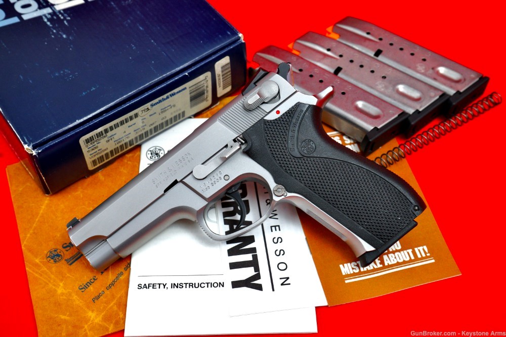 Awesome S&W 5906 9mm In Original Box w/ Extra Magazines $.01 NR-img-18