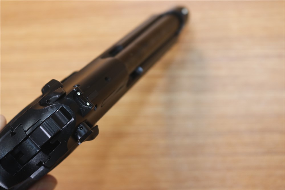 Beretta Model 92FS 9mm Black 4.9" Barrel Box 2 Mags 15 Rounds-img-5