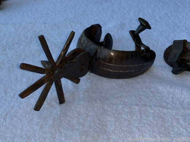 ANTIQUE SPANISH COLONIAL FORGED SPURS, SILVER INLAY-img-6