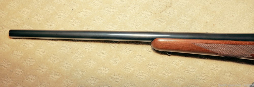 Ruger model M77V Varmint heavy barrel .308 Win. rifle - mint-img-7