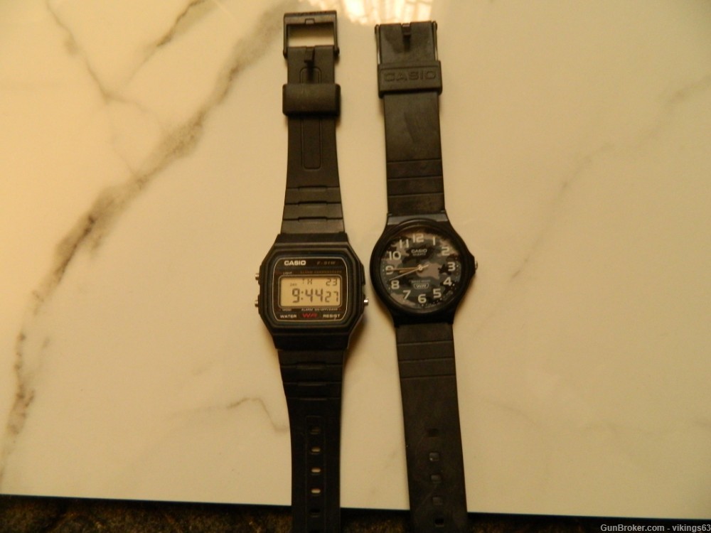 Mens Casio watches, wrist read description others listed LO$-img-1