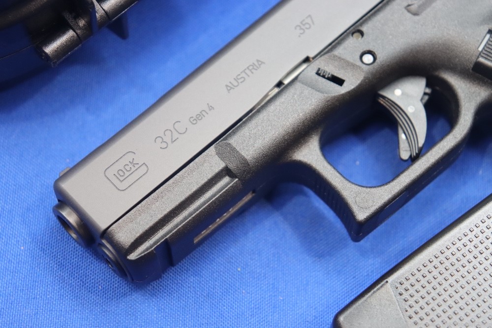 Glock Model G32C GEN4 Pistol 357 SIG 13RD G32 COMPENSATED Austria 32 GEN 4-img-2