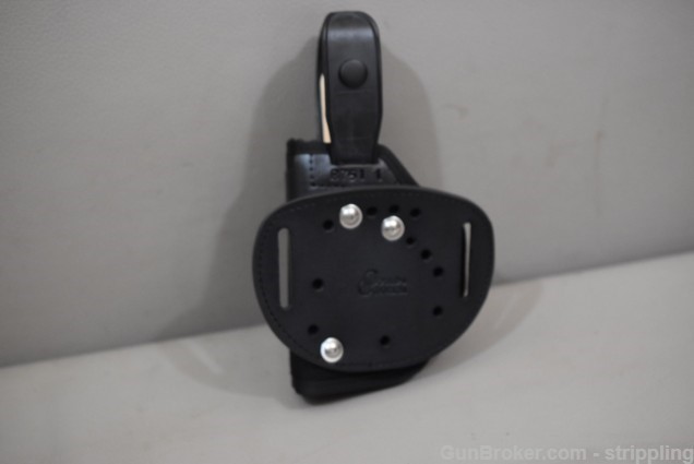 GOULD & GOODRICH MULTI FUNCTION HOLSTER FULL AUTOS-img-4