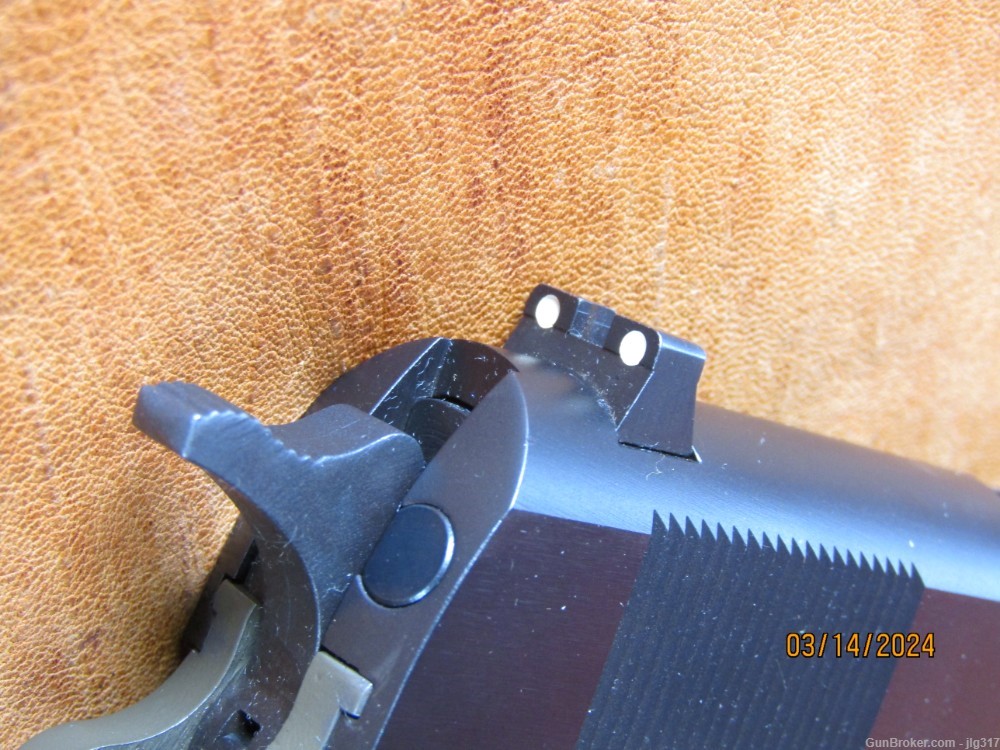 Remington 1911-R1 45 ACP Semi Auto Pistol Thumb Safety 2x 8 RD Mag-img-7