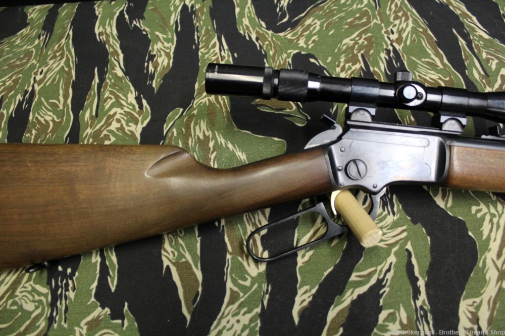 Marlin 39A Mountie 22 LR W/ Marlin Scope in good Condition-img-6