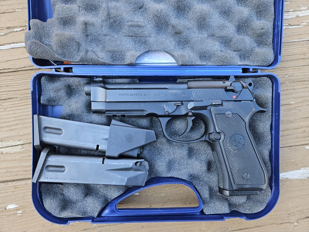 Beretta 96A1 40S+W 3-10rd. Mags Box+Papers Made in Italy-img-0
