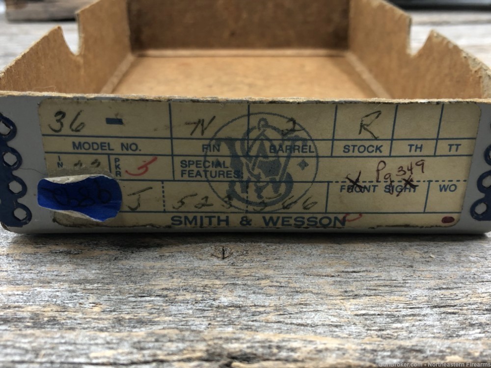 Smith & Wesson 36 38 Special w/ Box-img-4