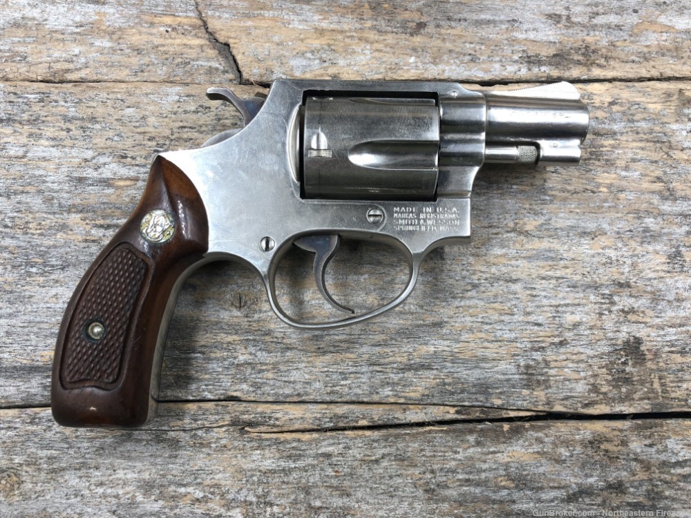 Smith & Wesson 36 38 Special w/ Box-img-0