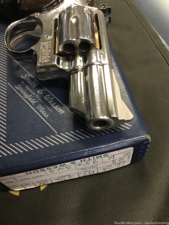 Smith and Wesson 19-3 357 Magnum-img-7