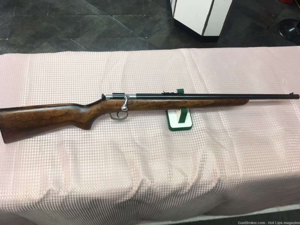 Winchester model 67A Junior .22 rifle  20" barrel.-img-1