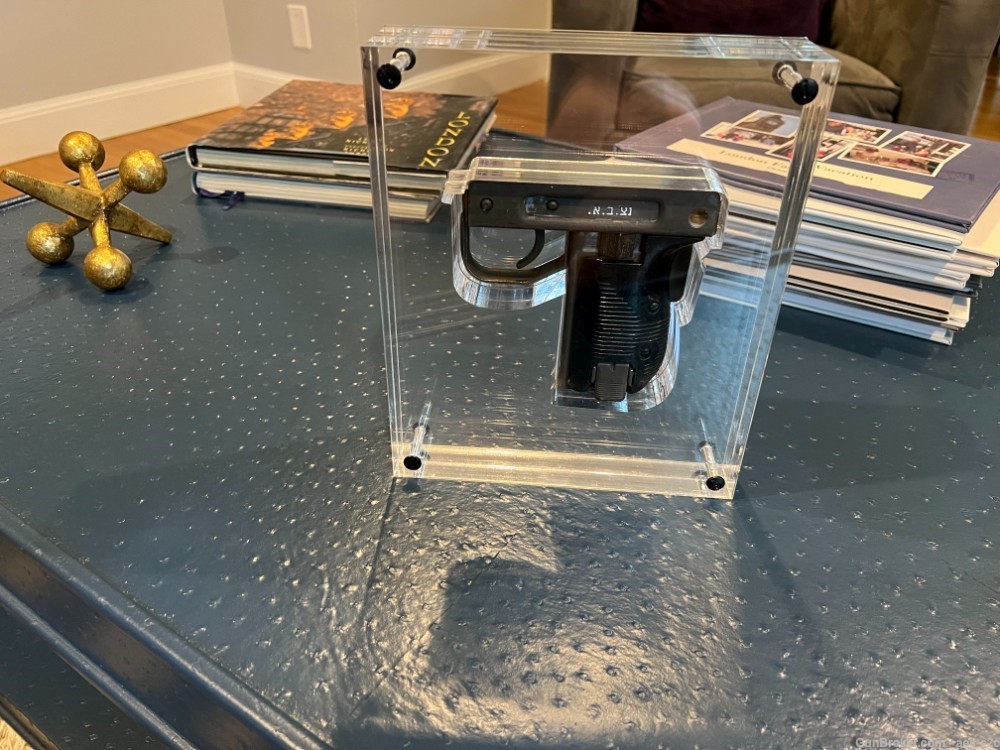 Uzi Pistol Grip Acrylic Encased Display-img-3