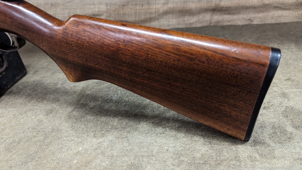 Rare Winchester Model 67 Junior, pre-war, early grooved stock -img-8