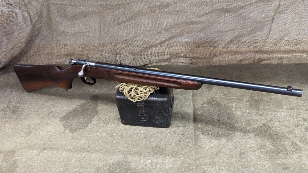 Rare Winchester Model 67 Junior, pre-war, early grooved stock -img-0