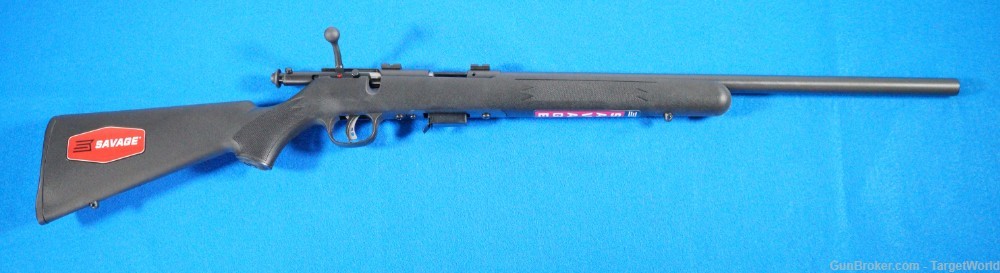 SAVAGE 93 FV .22 MAGNUM BOLT ACTION BLACK SYNTHETIC 5 ROUNDS (SV93200)-img-1