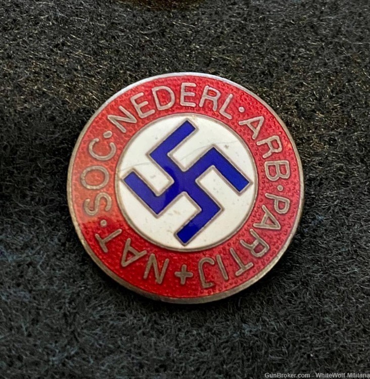 WW2 GERMAN DUTCH NSDAP NSNAP PARTY BADGE BLUE SWASTIKA RARE Mint-img-2