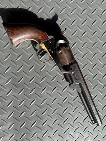 COLT NAVY 1851 MADE IN 1863 .36 Caliber -img-1