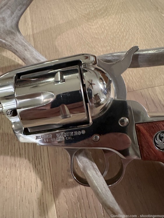 Ruger Old Model Vaquero, 44-40, Stainless -img-1