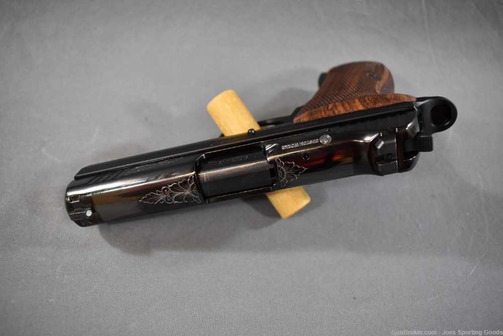 NiB - Sig Sauer P210 Carry - 9mm Semi-Auto Pistol w/ Factory Case & 3 Mags-img-9