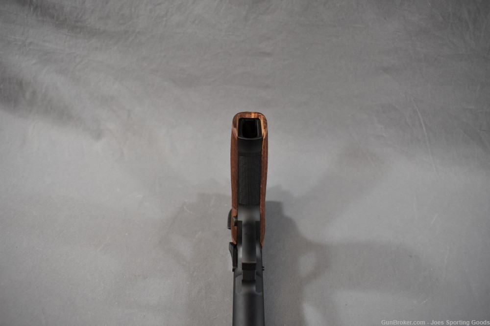 NiB - Sig Sauer P210 Carry - 9mm Semi-Auto Pistol w/ Factory Case & 3 Mags-img-13