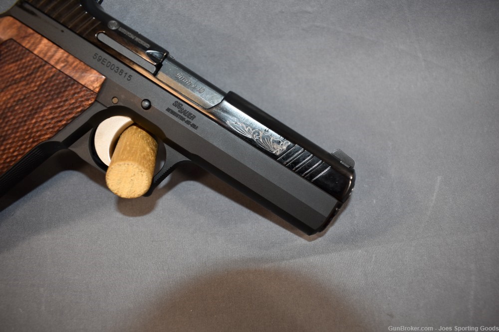 NiB - Sig Sauer P210 Carry - 9mm Semi-Auto Pistol w/ Factory Case & 3 Mags-img-4
