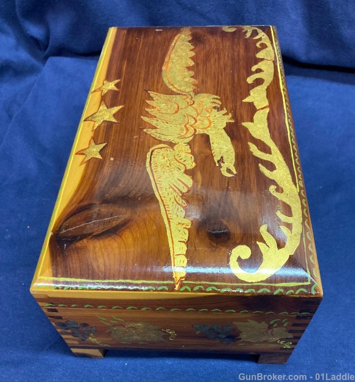 Vintage Dovetail Cedar Box-img-2