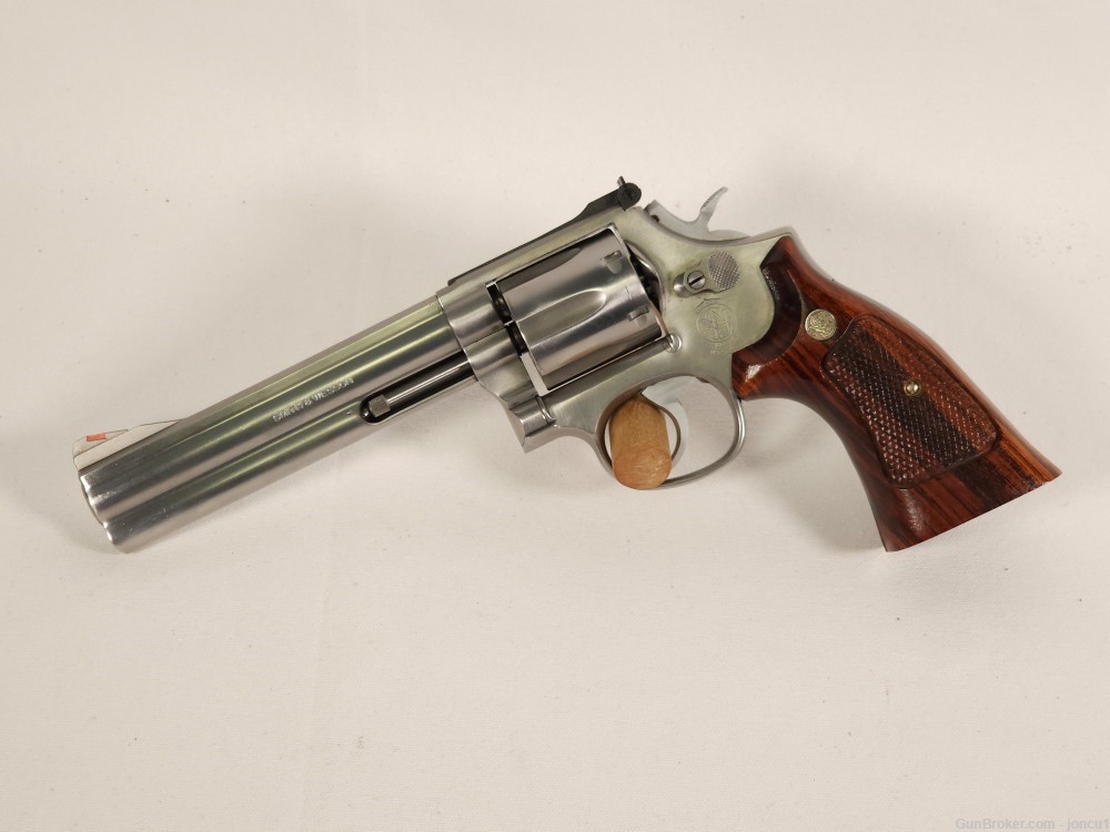 Used Smith and Wesson Model 686 357 Mag-img-2