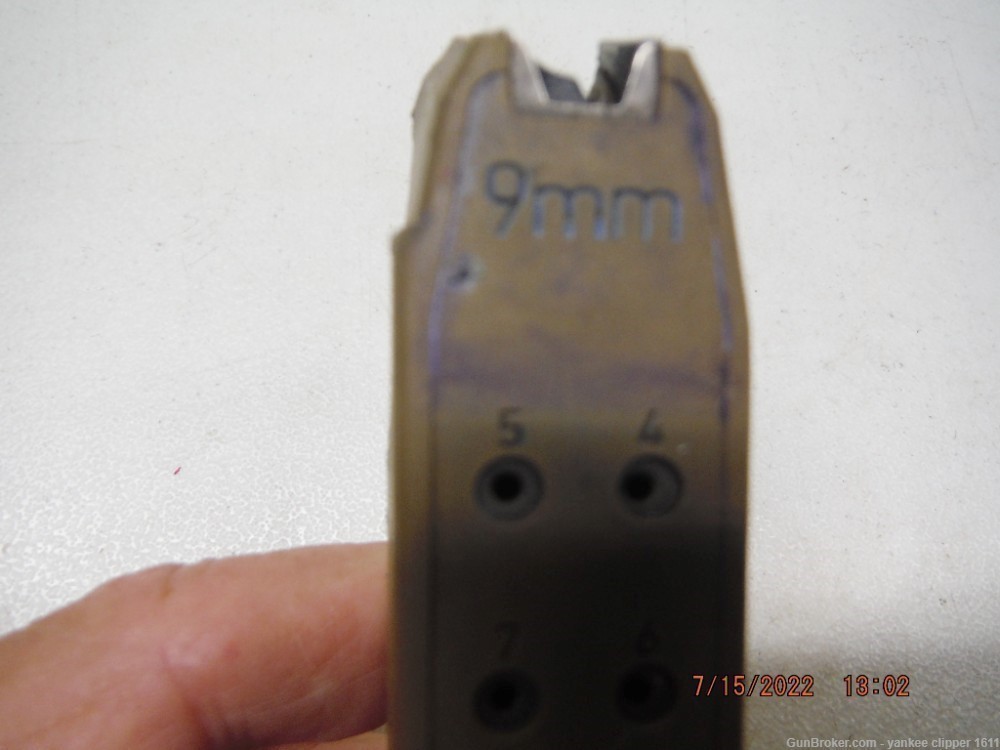GLOCK 17 COYOTE BROWN 9mm 19RD MAGAZINE Used Good cond Glock G17 Magazine-img-4