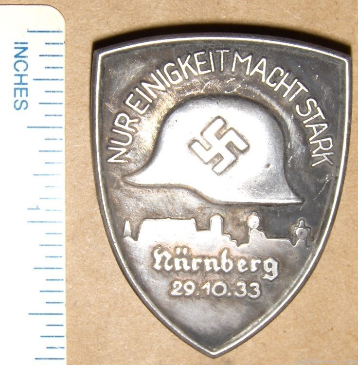 Third Reich German Badge/Shield Nurberg 1933 REPRODUCTION-img-0