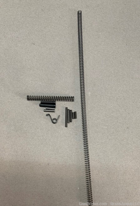 M1 CARBINE PIN AND SPRING KIT -img-0