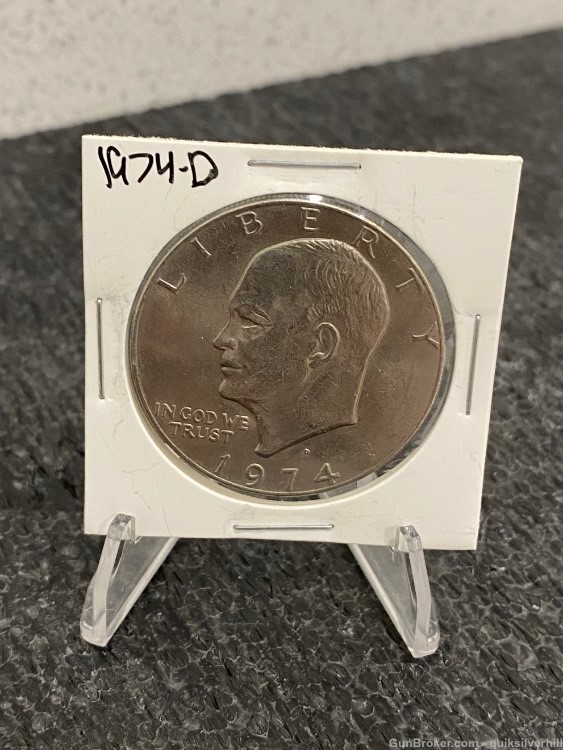 Beautiful 1974 D Dwight “Ike” Eisenhower Dollar Coin-img-0