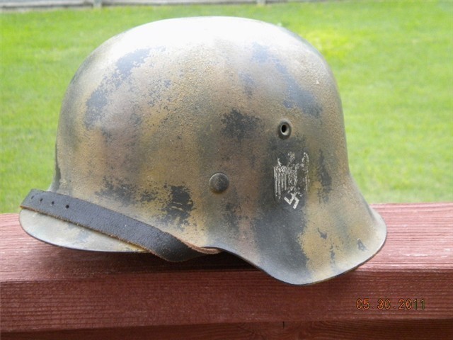 GERMAN WWII M42 SINGLE DECAL HELMET NORMANDY CAMOUFLAGE w/ LINER (RARE)-img-5