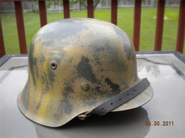 GERMAN WWII M42 SINGLE DECAL HELMET NORMANDY CAMOUFLAGE w/ LINER (RARE)-img-10