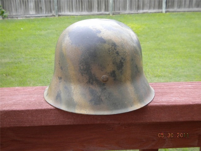GERMAN WWII M42 SINGLE DECAL HELMET NORMANDY CAMOUFLAGE w/ LINER (RARE)-img-3