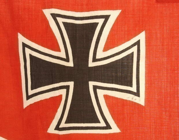 GERMAN WWII NAVAL KRIEGSMARINE MARKED REICHSKRIEGS FLAG (NICE & COMPLETE)-img-4
