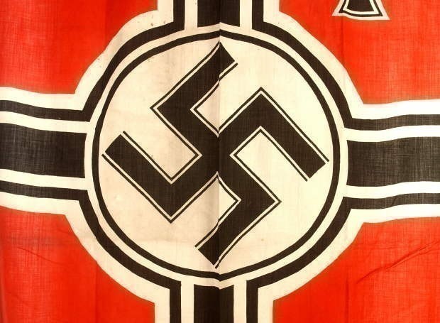 GERMAN WWII NAVAL KRIEGSMARINE MARKED REICHSKRIEGS FLAG (NICE & COMPLETE)-img-1
