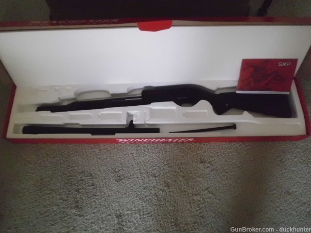 WINCHESTER  12 GA SXP DEFENDER NEW WITH BOX AND PAPERW-img-0