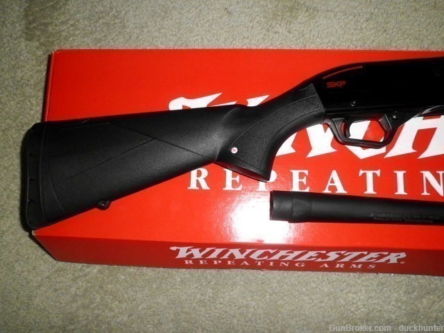 WINCHESTER  12 GA SXP DEFENDER NEW WITH BOX AND PAPERW-img-8